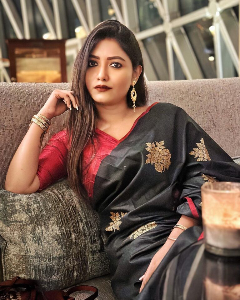 Rituparna Biswas Wallpapers